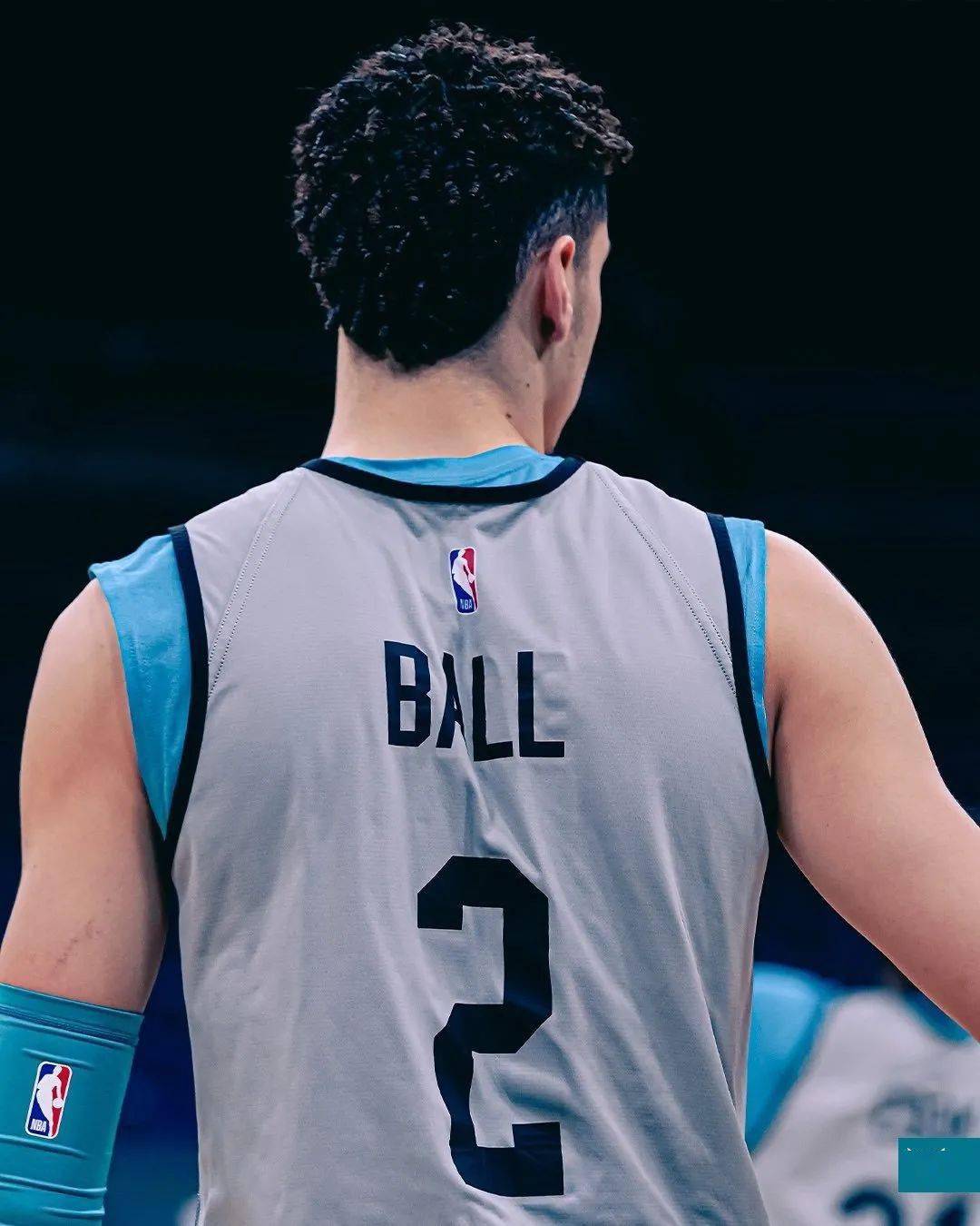 后一轮中 后一轮中