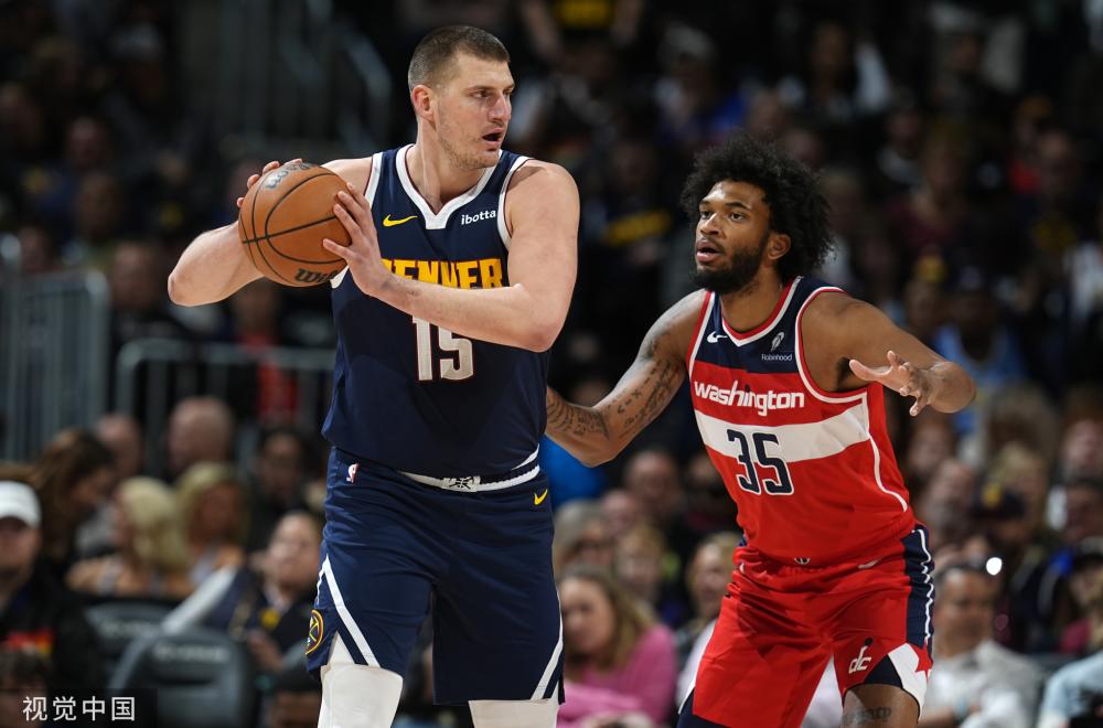 他的缺席 他的缺席