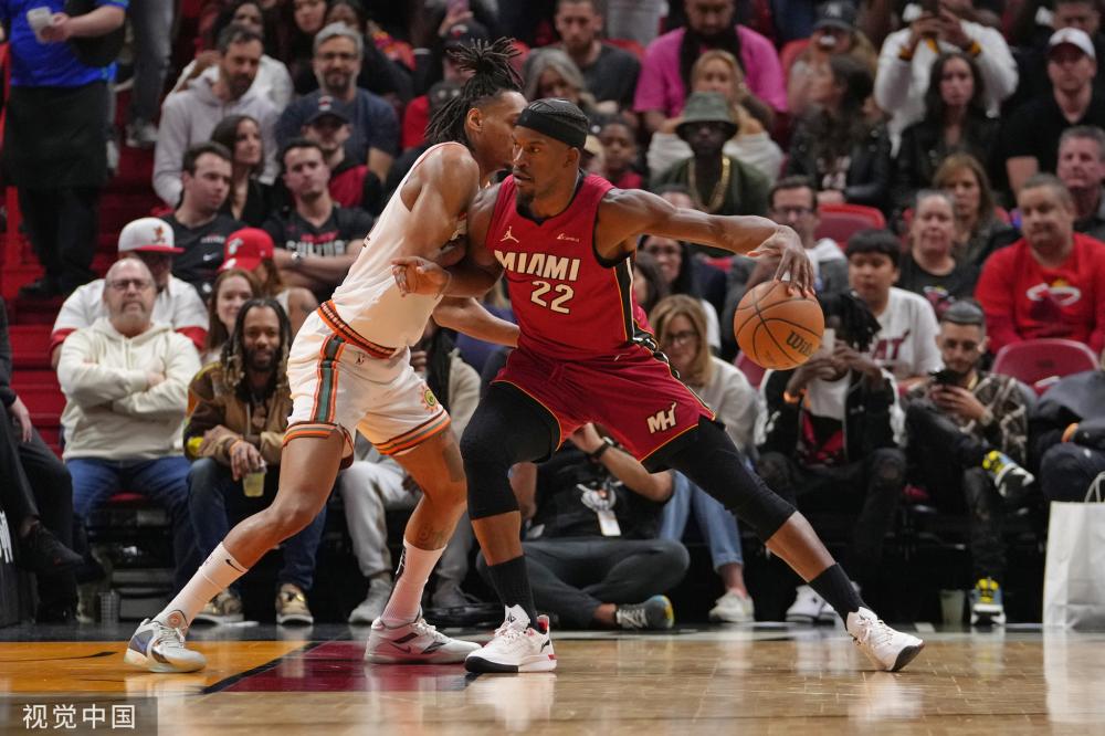 轻球员无疑 轻球员无疑