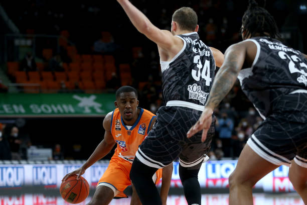 还数次勇敢 还数次勇敢