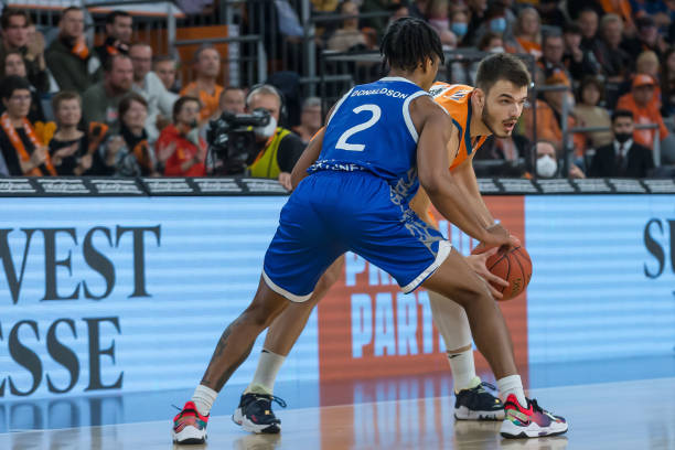 家队核心 家队核心