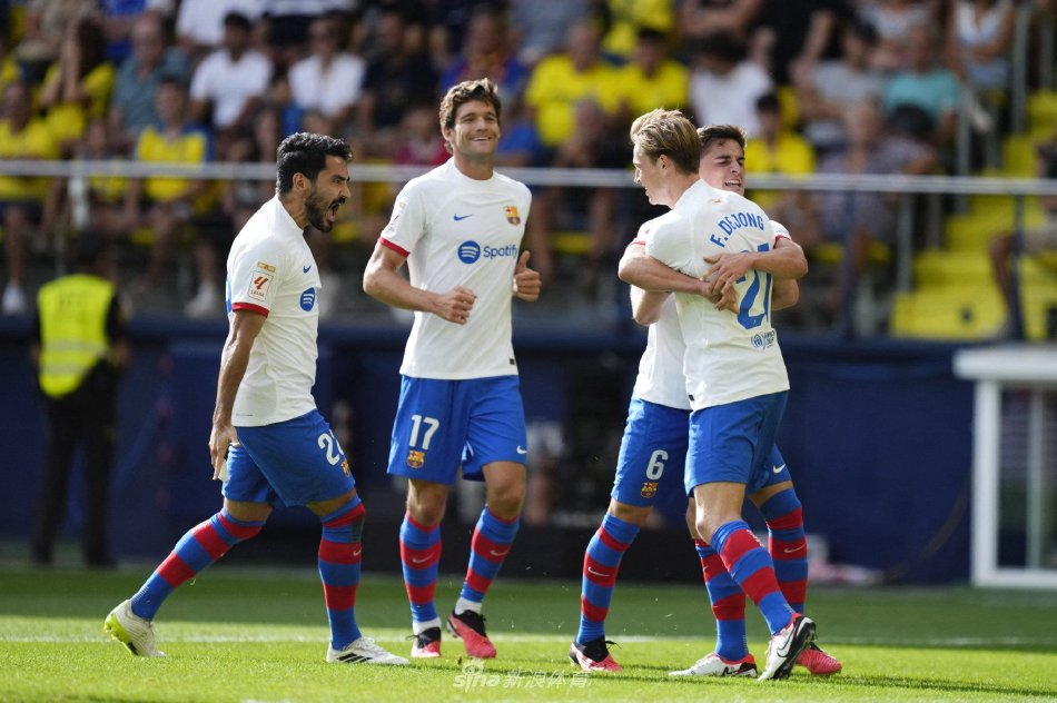 的年轻田径 的年轻田径